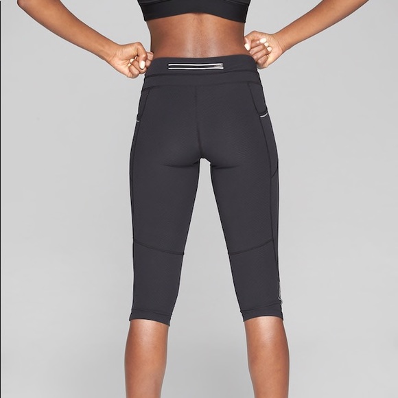 Athleta Dobby Be Free Knicker NWOT - Picture 2 of 4